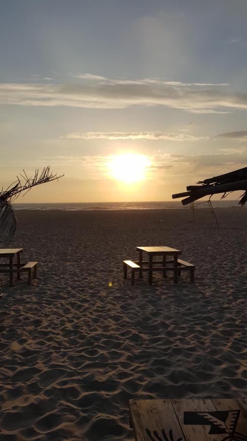 إسموريز Beachwalk Guesthouse المظهر الخارجي الصورة